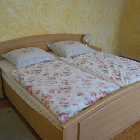 Lovely Apartment In Waren-Mueritz With Kitchen فارين المظهر الخارجي الصورة