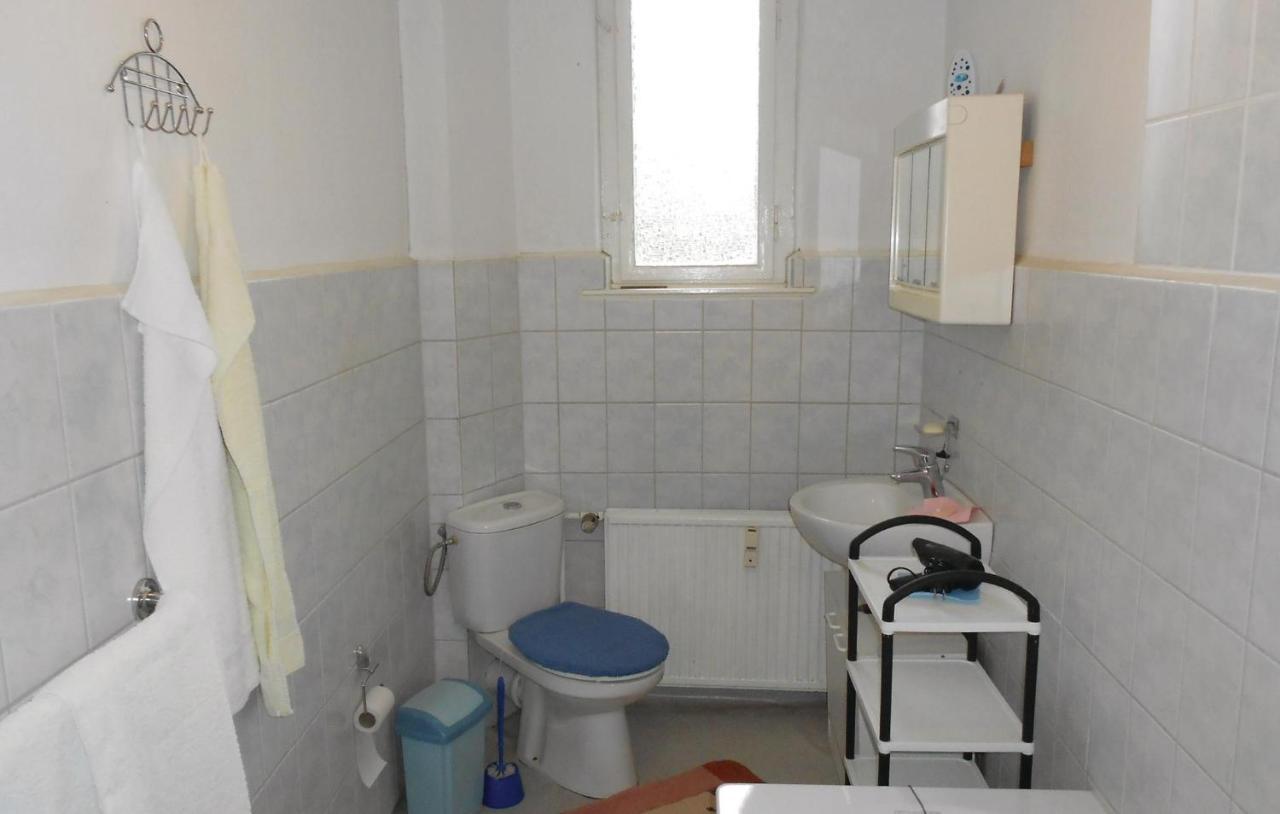 Lovely Apartment In Waren-Mueritz With Kitchen فارين المظهر الخارجي الصورة